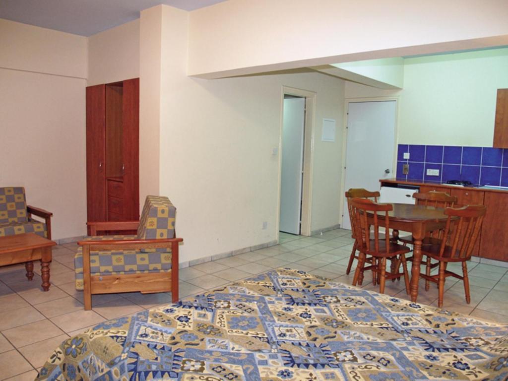 Palm Sea Beach Hotel Apartments Larnaca Room photo